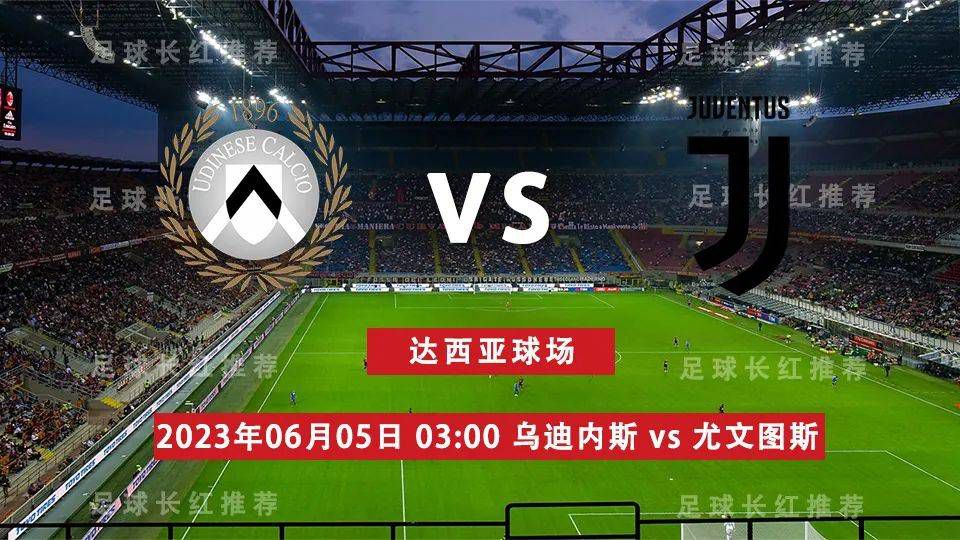 20世纪50年月末60年月初的喷鼻港，警匪勾搭，一塌糊涂。此中，九龙城寨更是一个龙蛇占据，使人心惊胆战的紊乱地点。 无所事事的小青年阿豪（刘青云 饰）和阿乐（吴镇宇 饰）偶尔混迹于此，为这里的浊世氛围所传染，乐而忘返。他们合股赌马诈钱，惹来农户追杀，幸适当时城寨年夜哥肥宝出 手方保住人命，二人的命运也自此产生改变。阿豪拜进肥宝门下，后与肥宝的小姨子年夜胆英（彭丹 饰）相恋，他果敢英勇，风头无两；阿乐当上差人，与曾和阿豪有染的女孩菲菲（朱茵 饰）成婚。为了让虚荣的老婆过上幸福糊口，他不吝选择贪污出错。 两个分处口角道的好兄弟，联袂打拼出一个属于他们本身的全国……